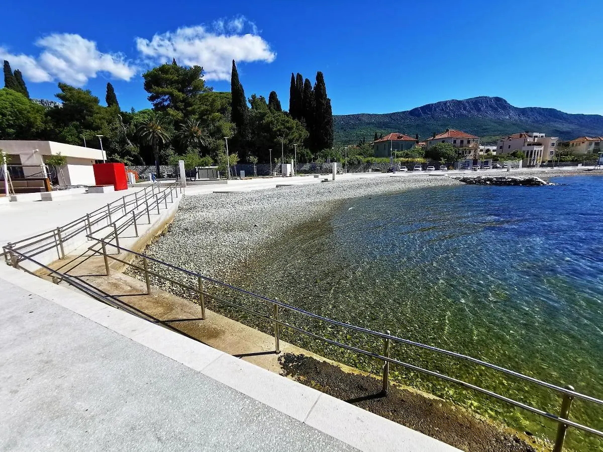 Villa Kucica Kastela
