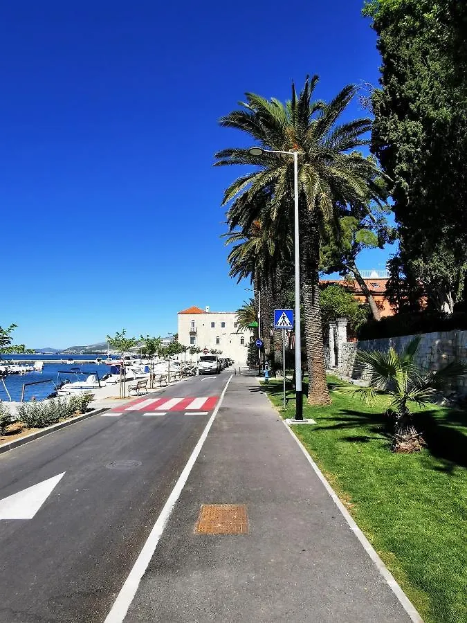 Villa Kucica Kastela 0*,  Croatia